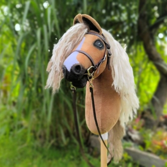 Hobby horse izabelowaty realistyczny konik na kiju A3