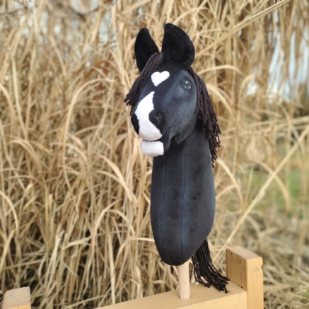 Hobby horse kary czarny realistyczny A3