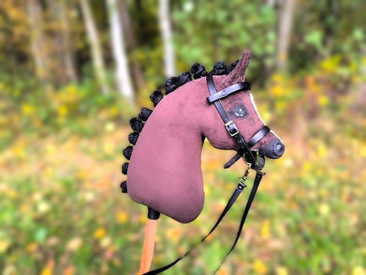 Hobby horse gniady realistyczny konik na kiju A4